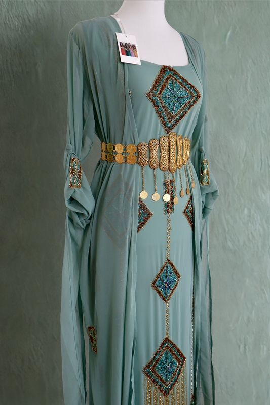 أدار - الزي الكردي